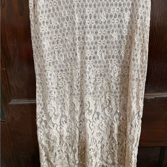 Diane Von Furstenberg Lace Midi Dress in Cream - Picture 3 of 6